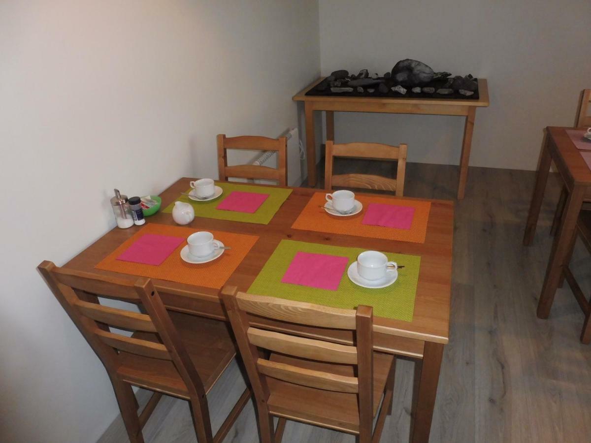 Lon Guesthouse Thorgeirsstadir ภายนอก รูปภาพ